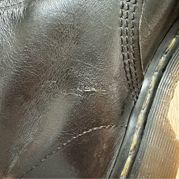 Vtg 90's 1460 Dr. Martens Boots Made in England 8 Eyelet Black UK 8 - Men’s US 9 - Picture 4 of 16